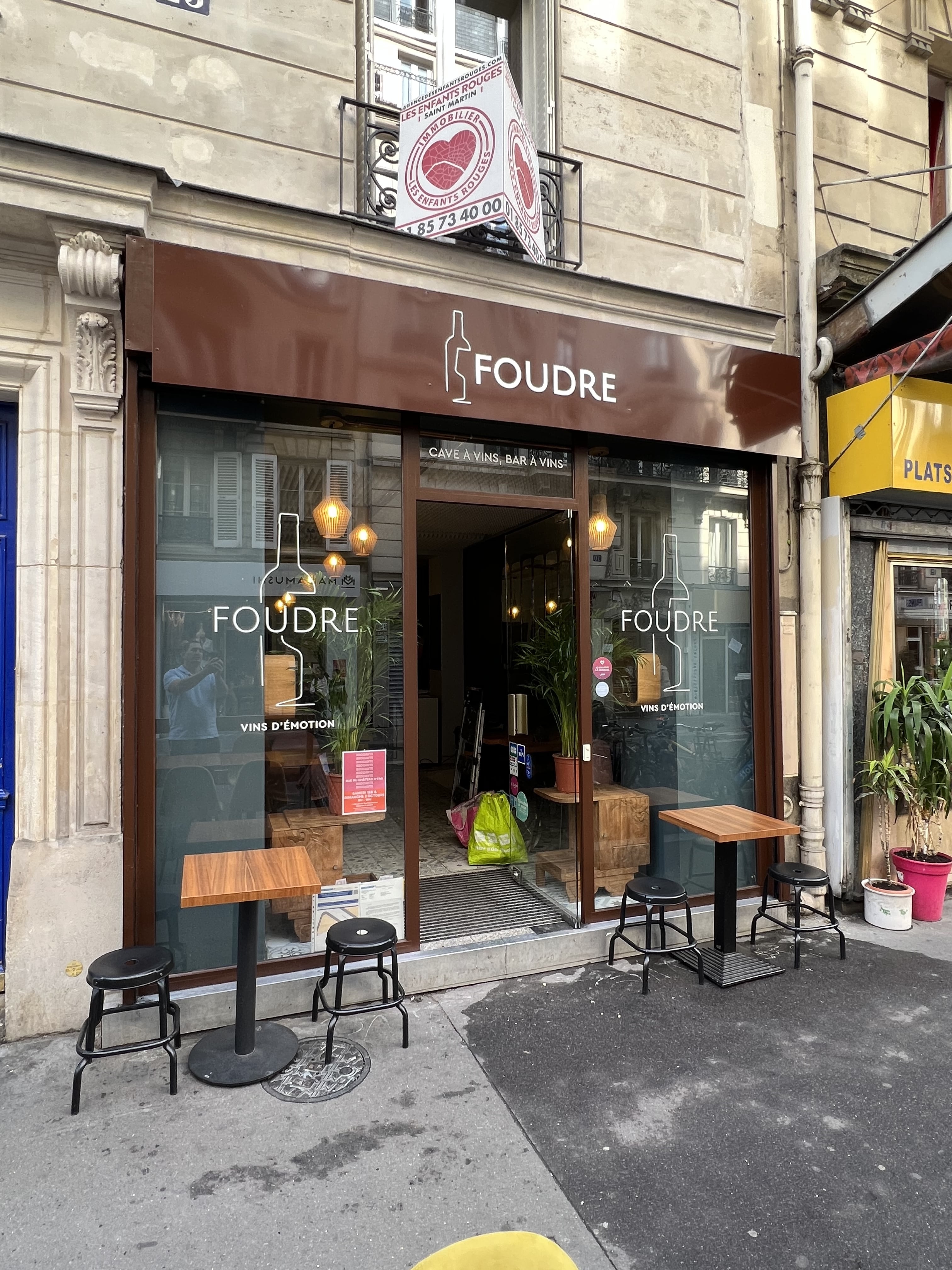 chantier enseigne à Paris - réalisation SignPose
